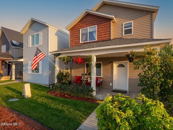 2077 N Travis LN , Post Falls, ID 83854