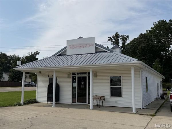 4827 W Blvd , Poplar Bluff, MO 63901