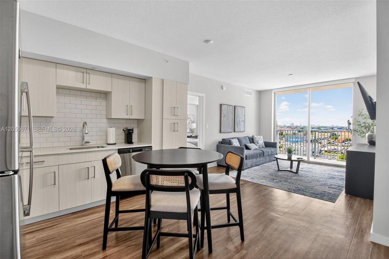 1110 NW 1st St , Unit 409, Miami, FL 33128 Photo