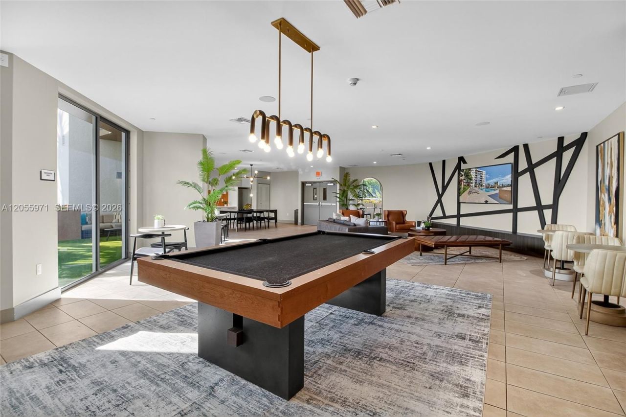 1110 NW 1st St , Unit 409, Miami, FL 33128 Photo
