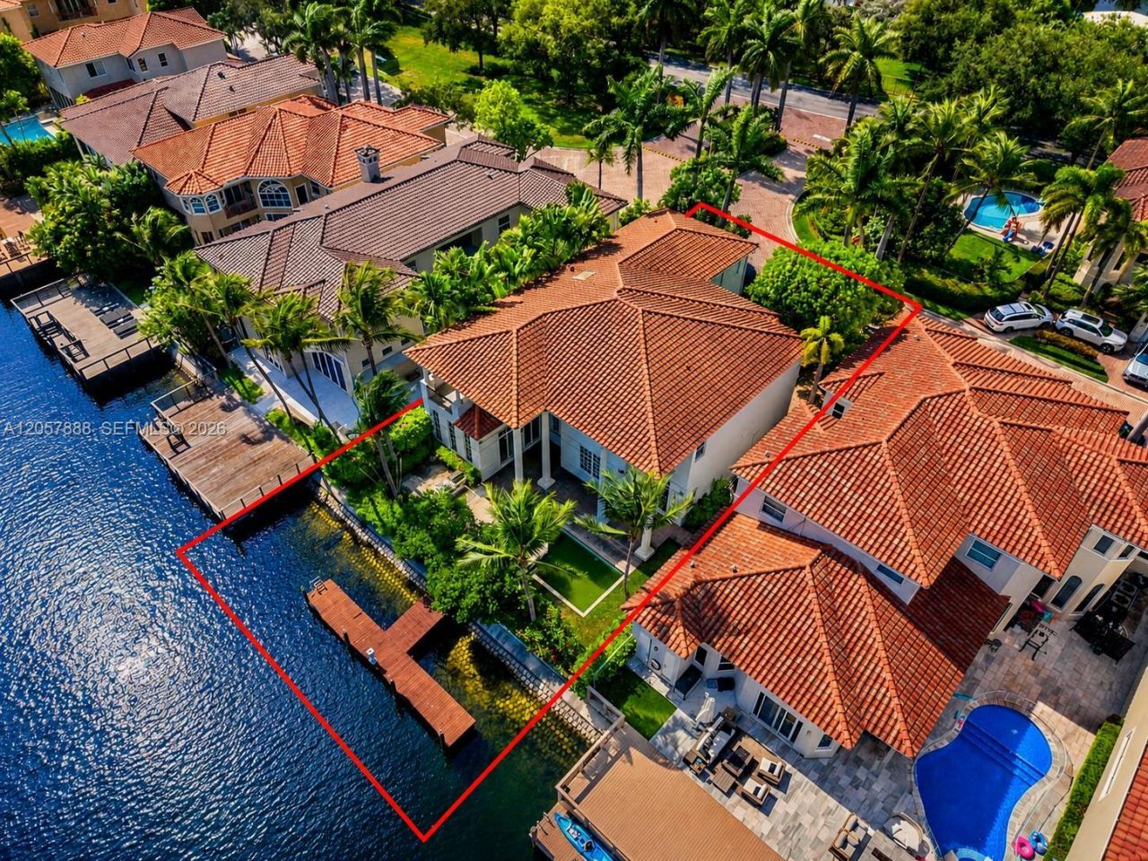 996 Sanibel Dr, Hollywood, FL 33019 Photo