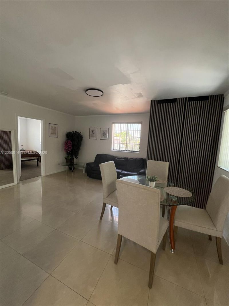 961 E 9th St, Hialeah, FL 33010 Photo
