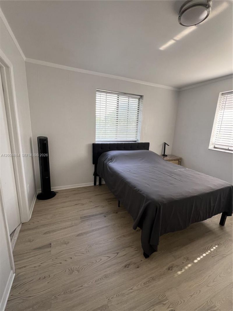 961 E 9th St, Hialeah, FL 33010 Photo