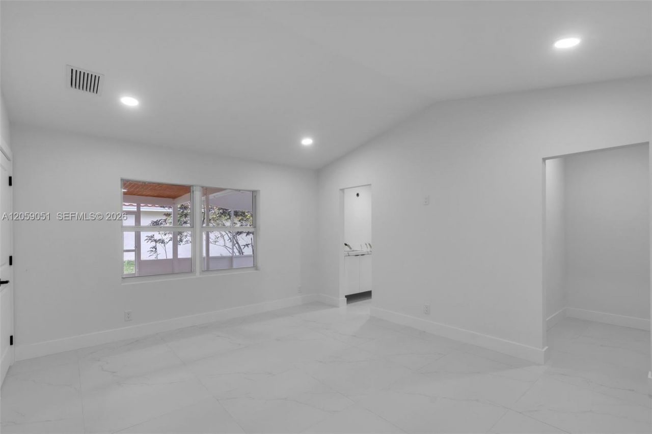 2828 NW 95th Ave, Coral Springs, FL 33065 Photo