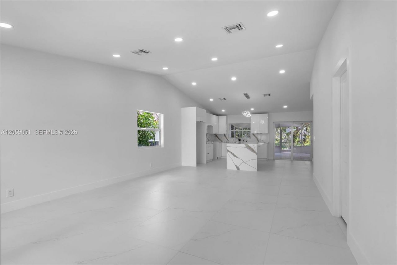 2828 NW 95th Ave, Coral Springs, FL 33065 Photo