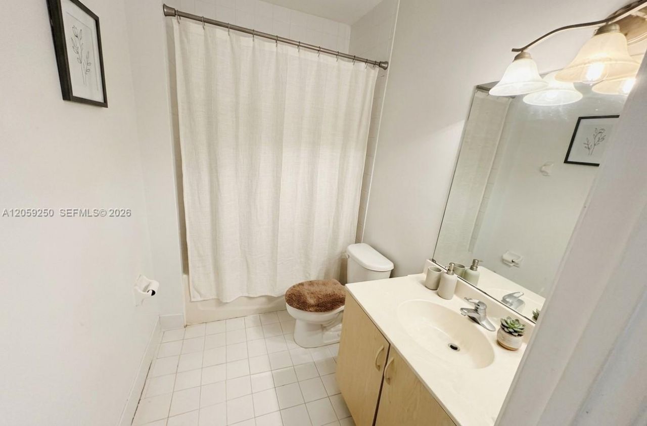 1169 Golden Lakes Blvd , Unit 1123, West Palm Beach, FL 33411 Photo