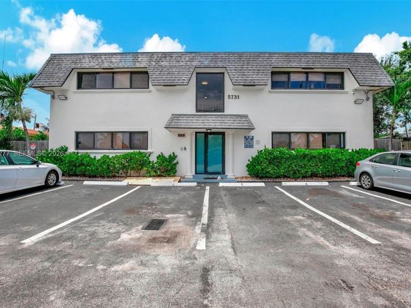 5731 NE 18TH AVE , Unit 1, Fort Lauderdale, FL 33334