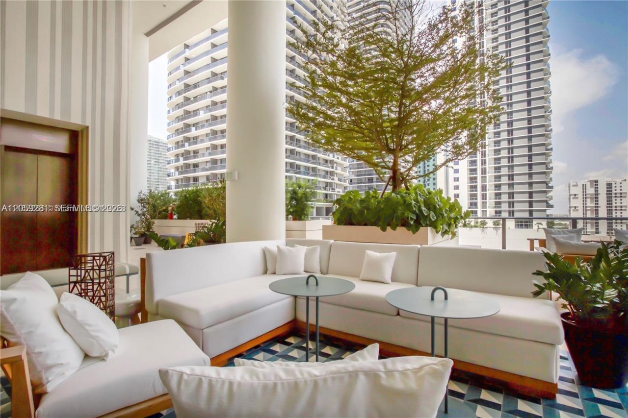 801 S Miami Ave , Unit 4709, Miami, FL 33130 Photo