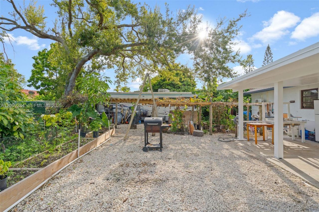 364 NW 17th Ct, Homestead, FL 33030 Photo