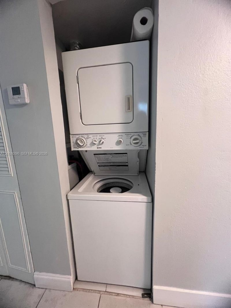 8870 Fontainebleau Blvd, Unit 309, Miami, FL 33172 Photo