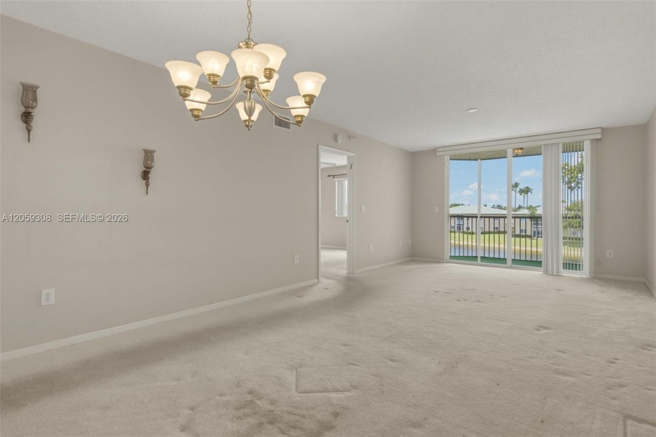 7751 Southampton Ter , Unit 304, Tamarac, FL 33321 Photo