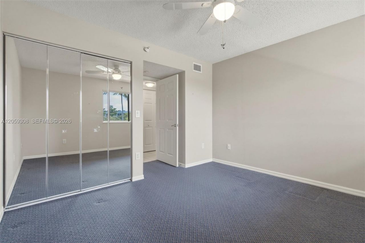 7751 Southampton Ter , Unit 304, Tamarac, FL 33321 Photo