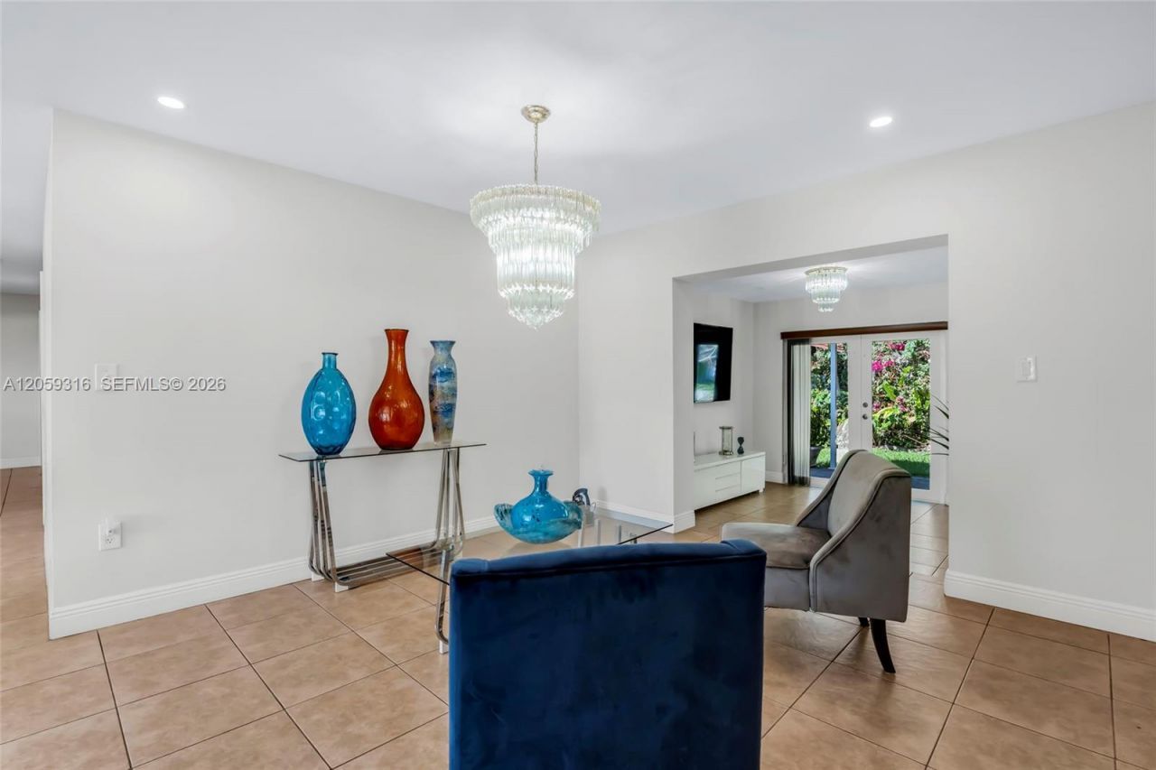 232 SW 102nd Ave, Sweetwater, FL 33174 Photo