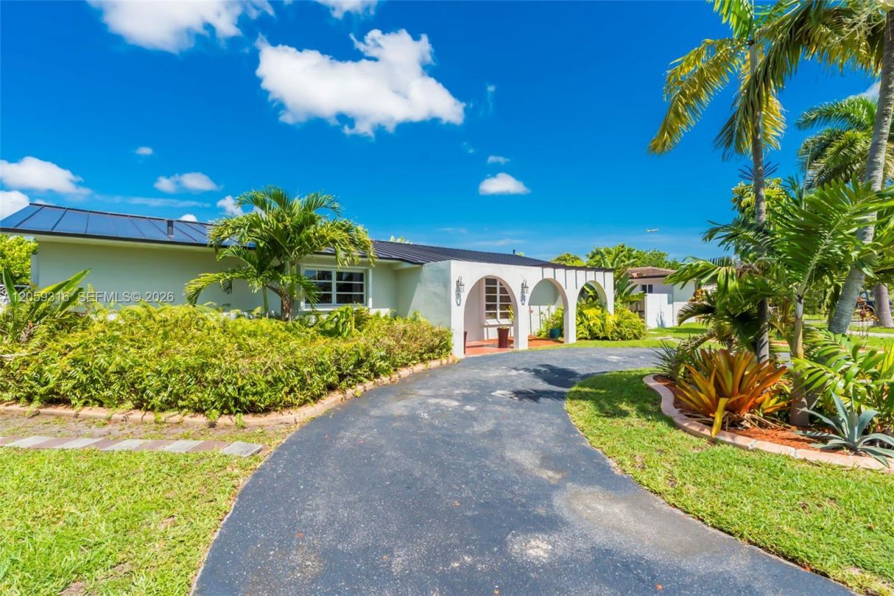 232 SW 102nd Ave, Sweetwater, FL 33174 Photo