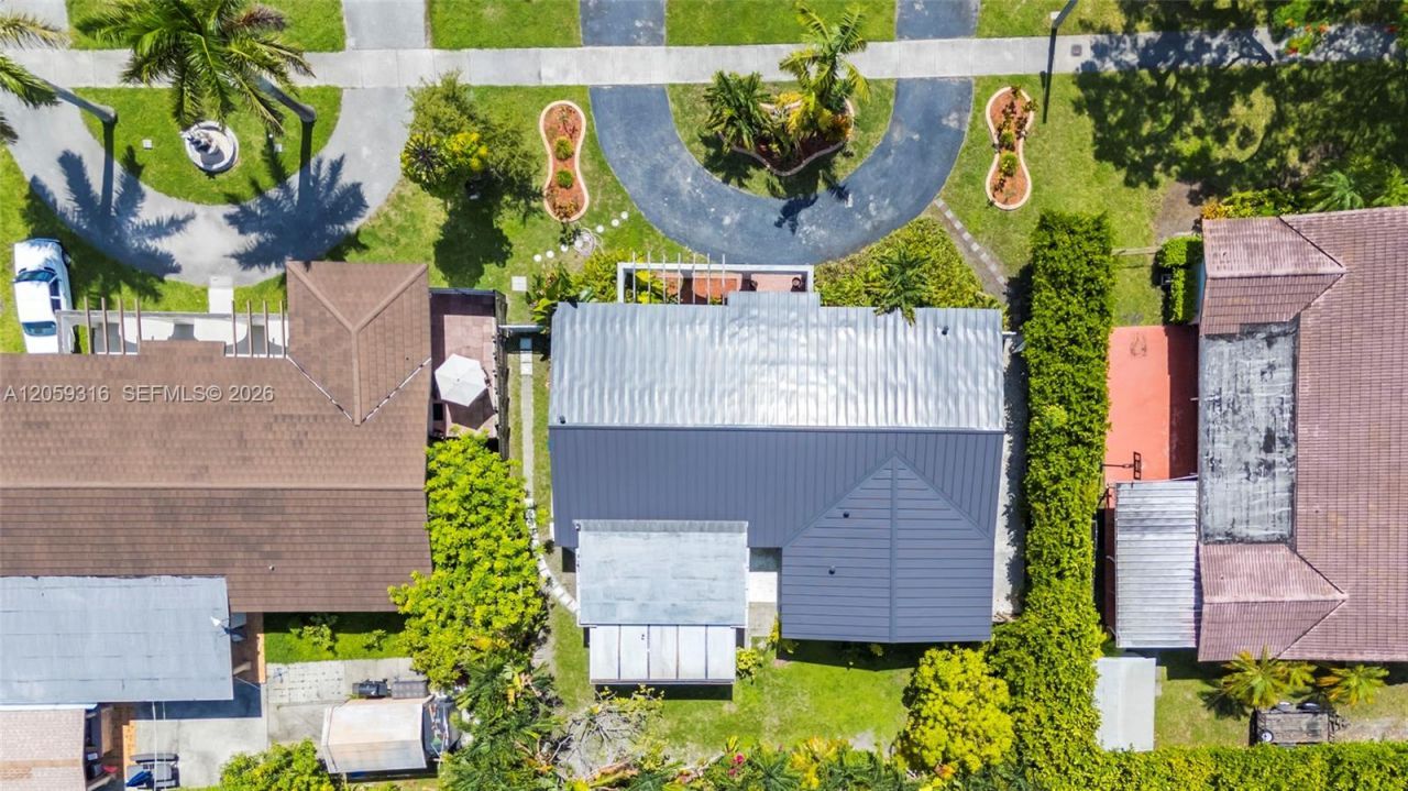 232 SW 102nd Ave, Sweetwater, FL 33174 Photo
