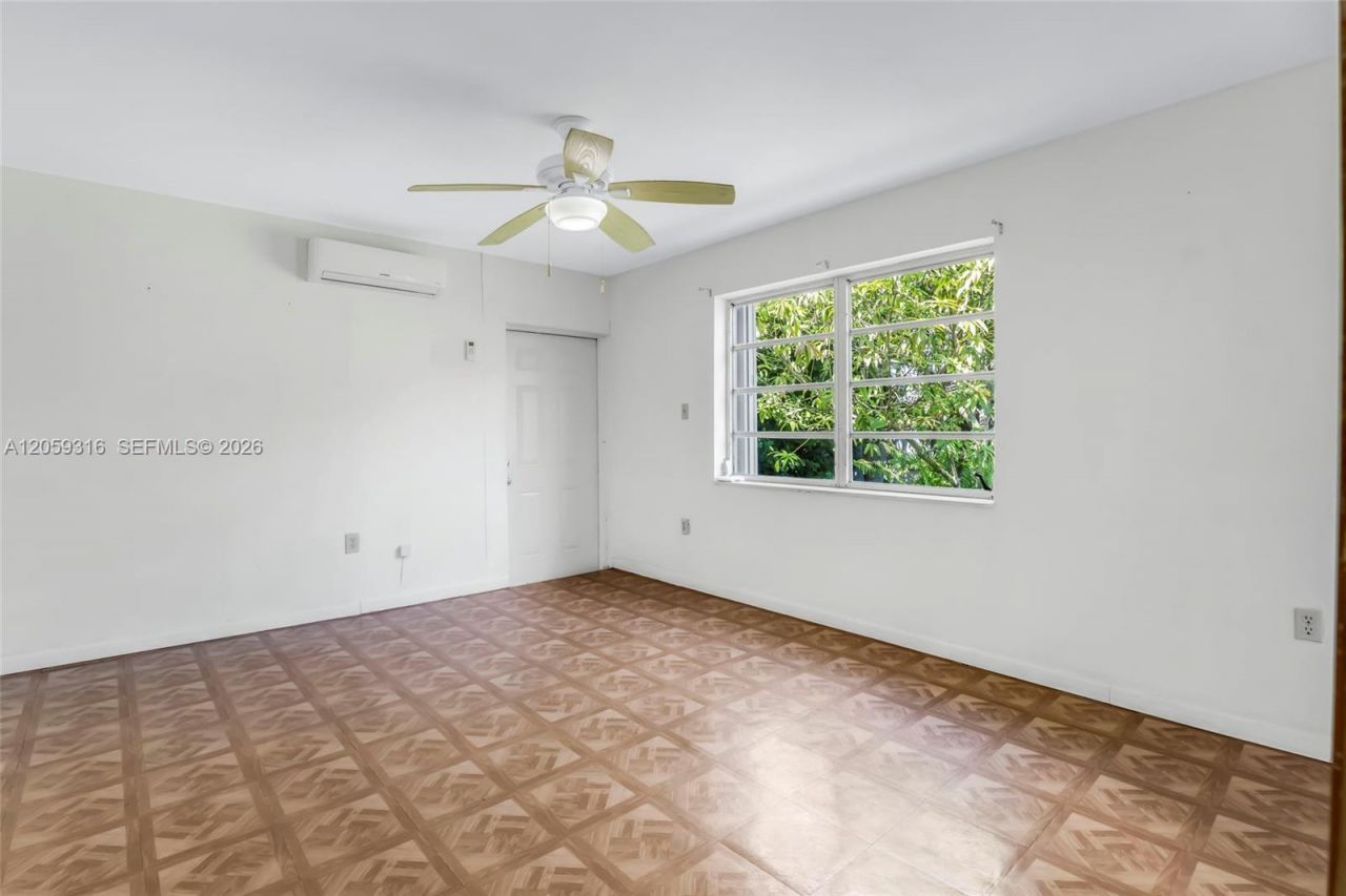 232 SW 102nd Ave, Sweetwater, FL 33174 Photo