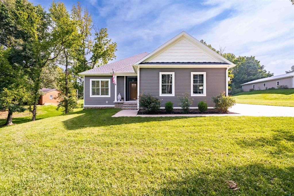 1701 Burton Rd., Utica, KY 42376 Main Photo