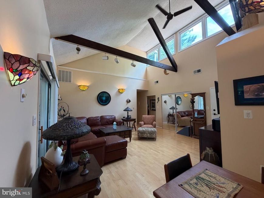 1 Suntop Court, Unit 202, Baltimore, MD 21209 Main Photo