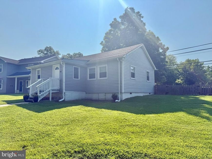 215 Glider Drive, Middle River, MD 21220 Main Photo