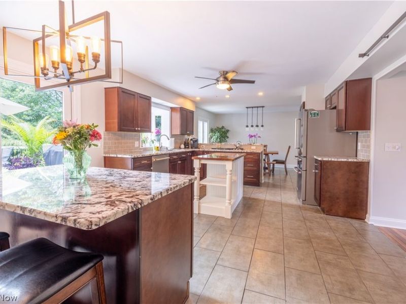 18510 Heritage Trail, Strongsville, OH 44136 Photo 13