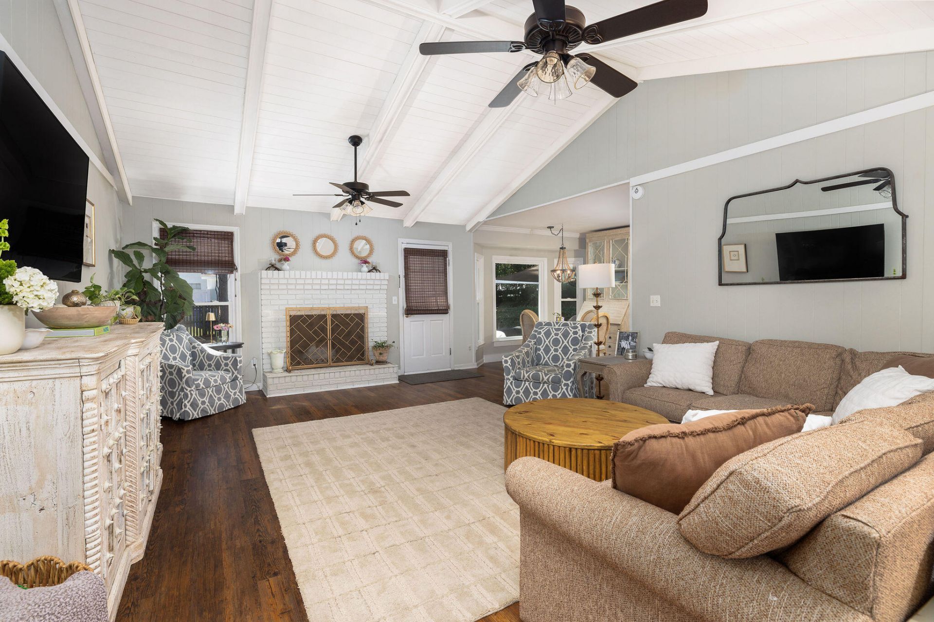 1098 Talisman Road Photo 13