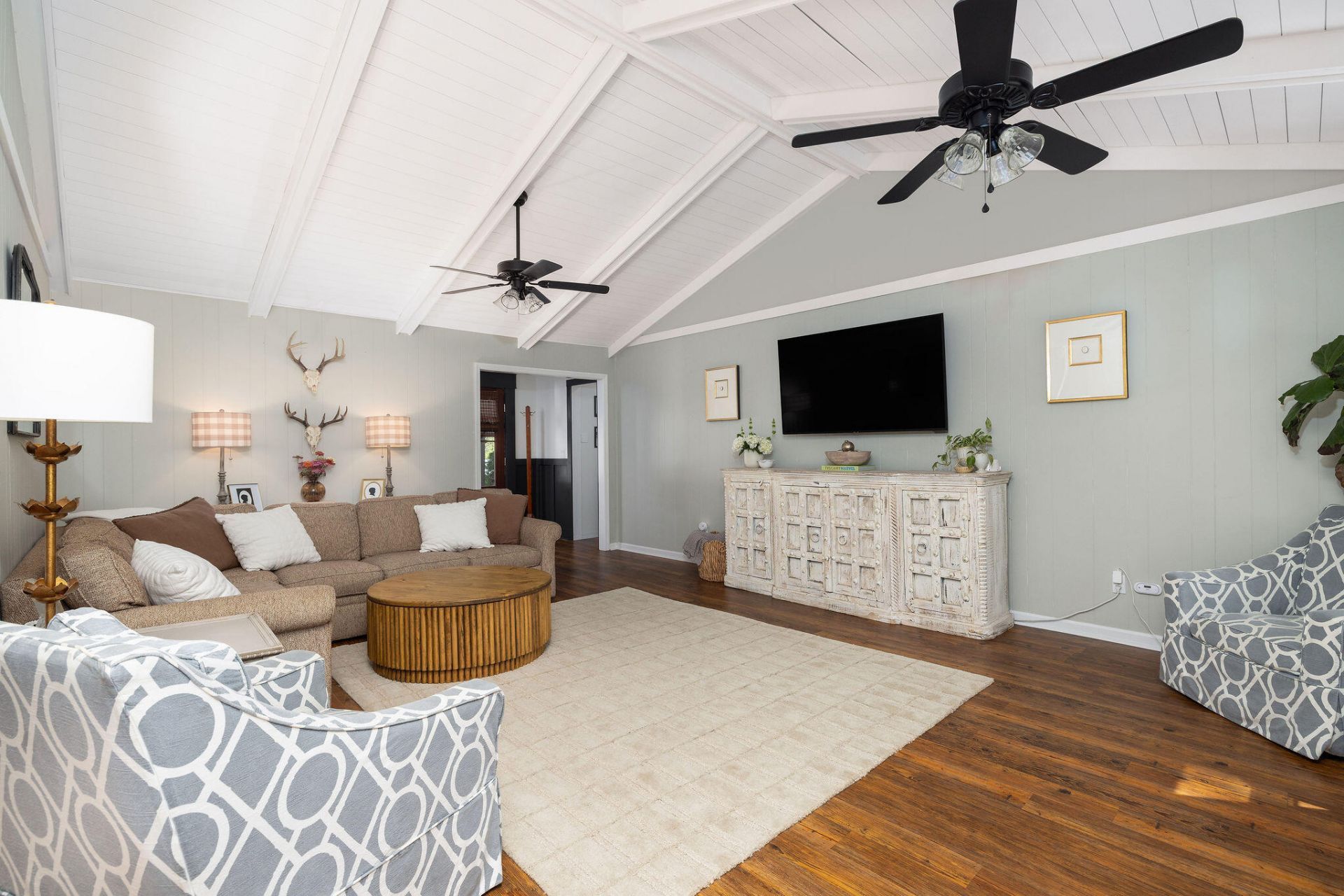 1098 Talisman Road Photo 15