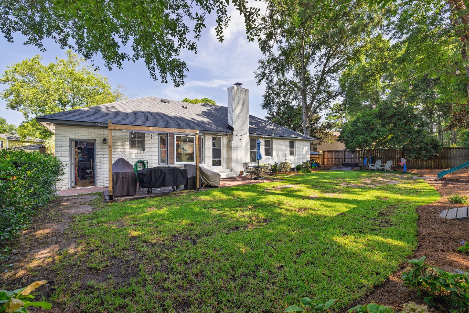 1098 Talisman Road Photo 39