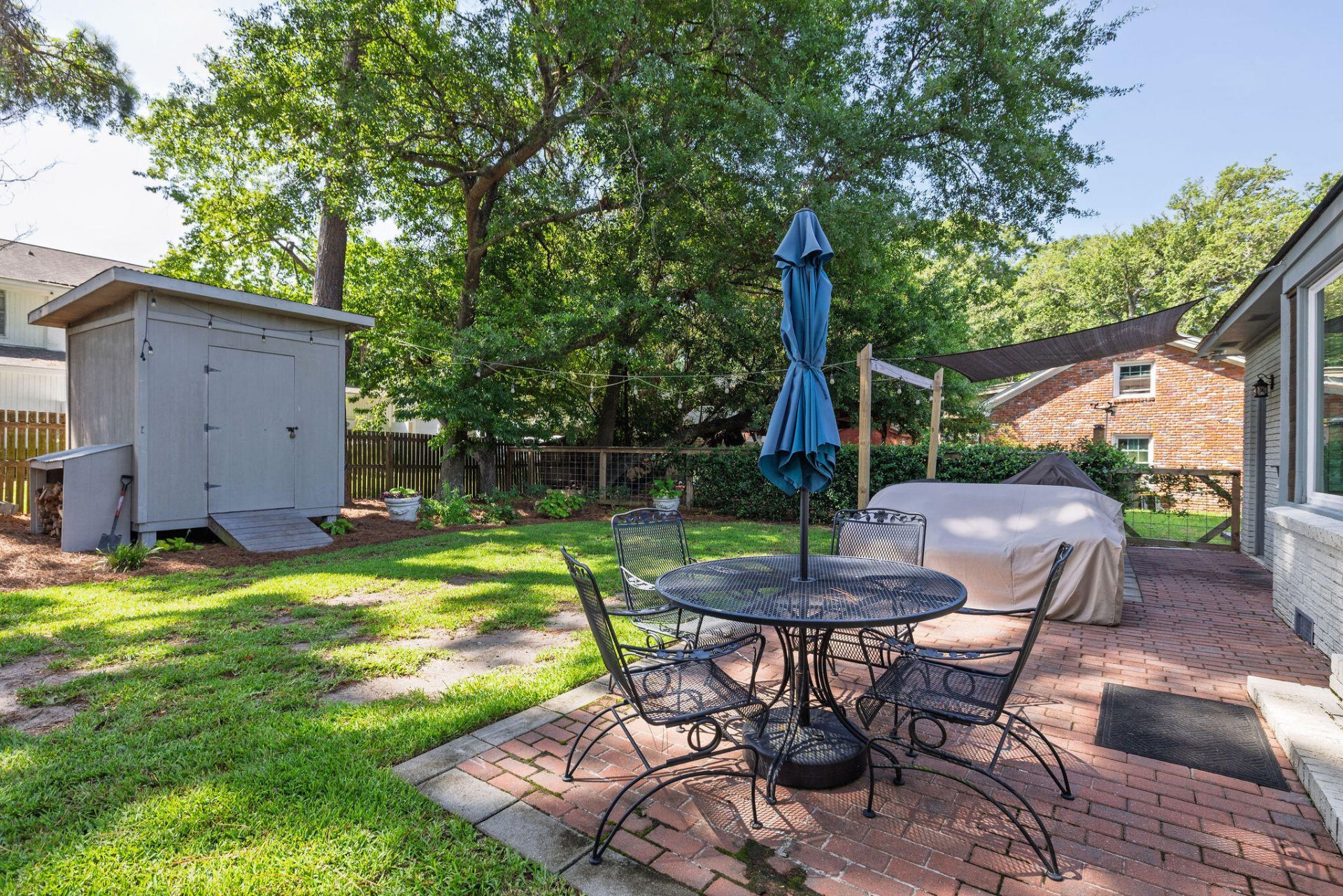 1098 Talisman Road Photo 41