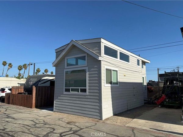 2548 Peck Road, Unit 12, Monrovia, CA 91016