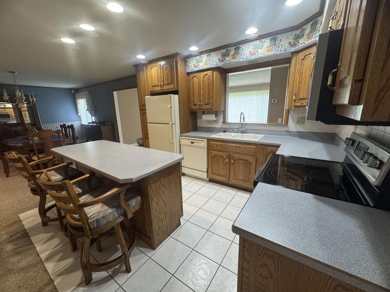 609 Royal Lane, Celina, OH 45822 Photo 7