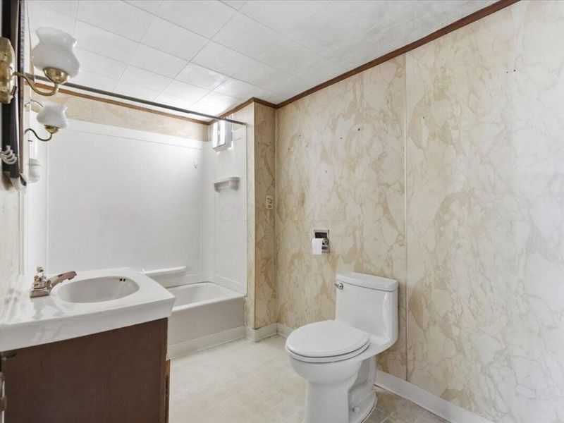 620 W Gambier Street, Unit 1/2, Mount Vernon, OH 43050 Photo 12