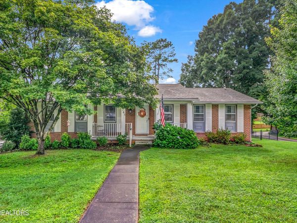 7765 Maida Vale Circle, Powell, TN 37849