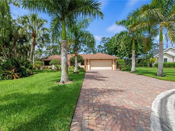 1813 Princess CT , NAPLES, FL 34110