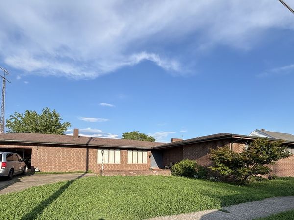 406 S Walnut Street, Pinckneyville, IL 62274