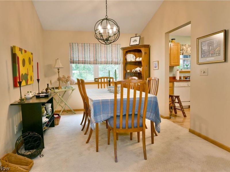 109 Saw Mill Bend, Chardon, OH 44024 Photo 13