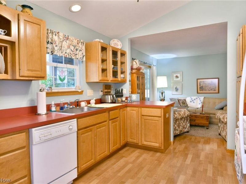 109 Saw Mill Bend, Chardon, OH 44024 Photo 16