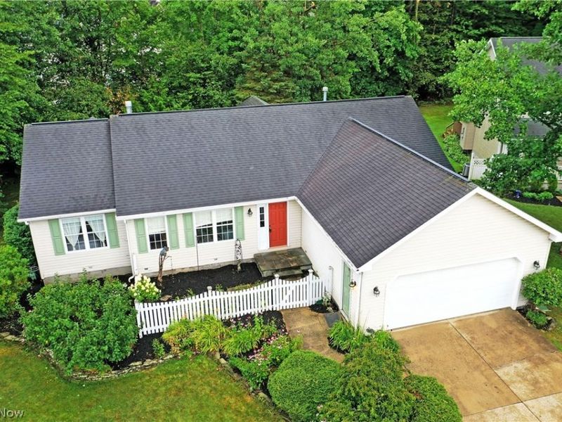 109 Saw Mill Bend, Chardon, OH 44024 Photo 3
