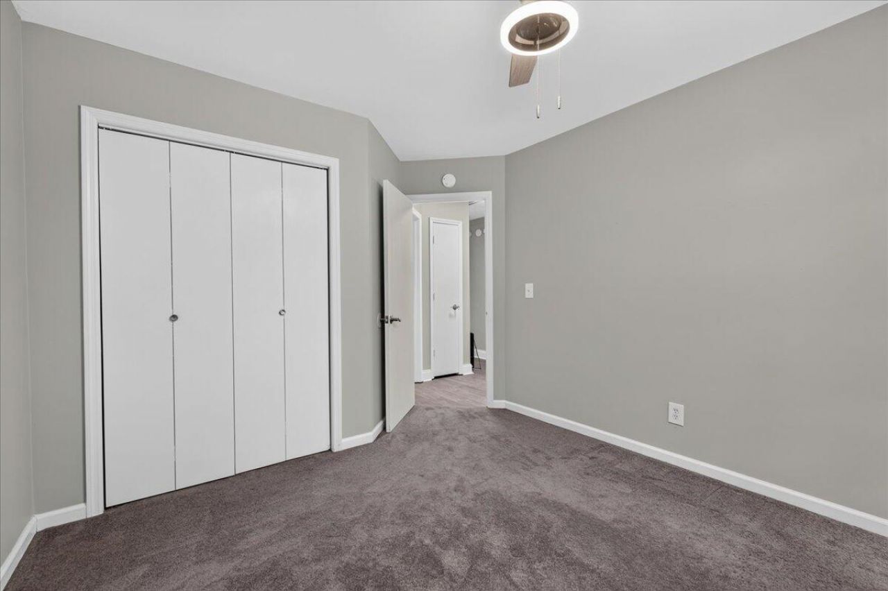804 Winthrop Street Photo 22