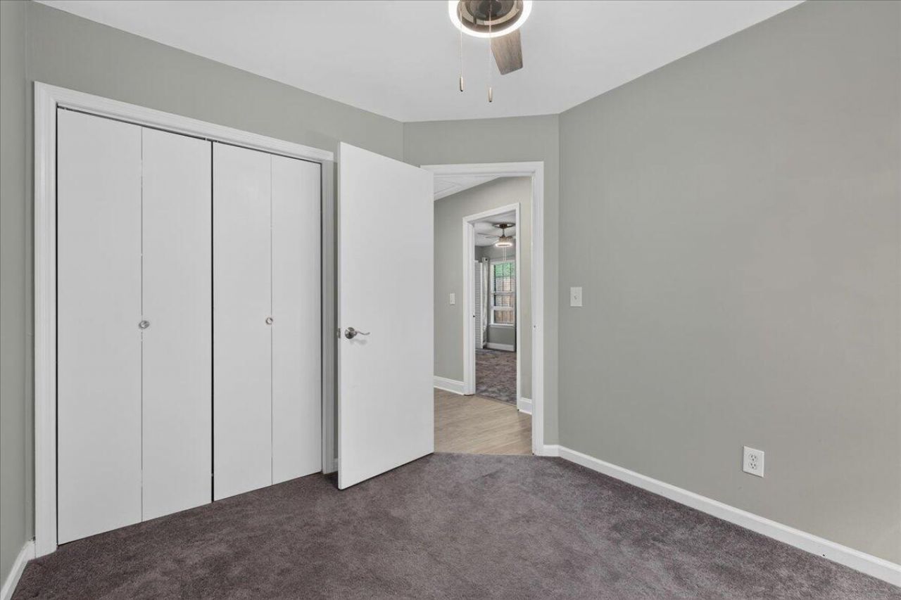 804 Winthrop Street Photo 24