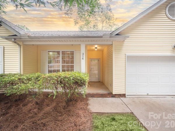 216 Howe Street , Belmont, NC 28012