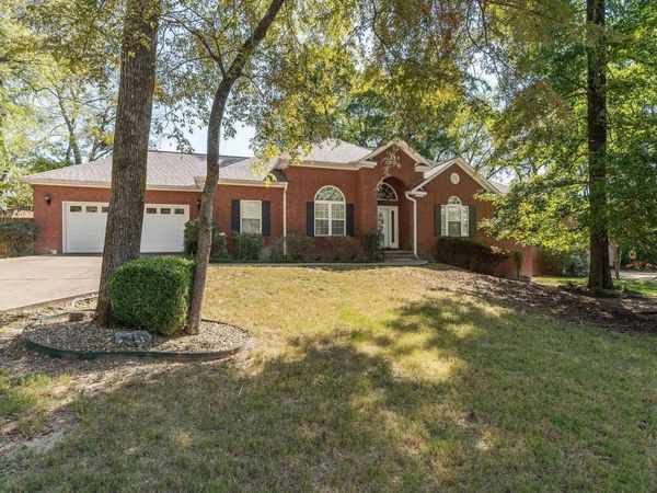 153 SHADY WOODS Court, Hot Springs, AR 71901