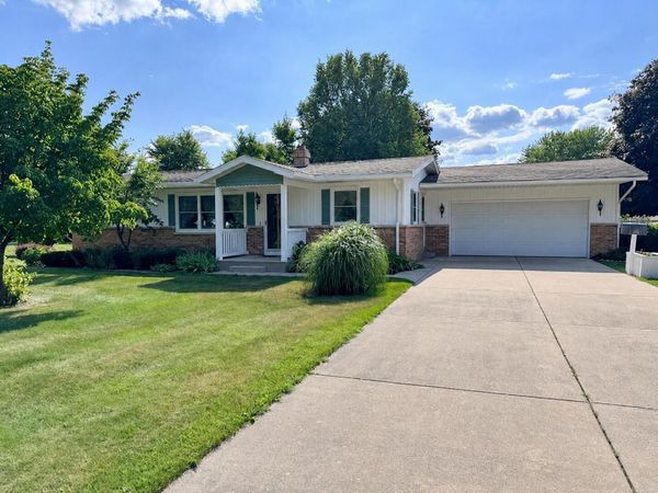 246 S Nottawa Street, Mendon, MI 49072