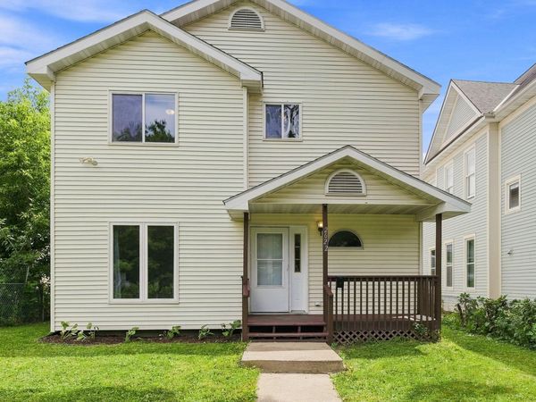 2622 Dupont Avenue N, Minneapolis, MN 55411
