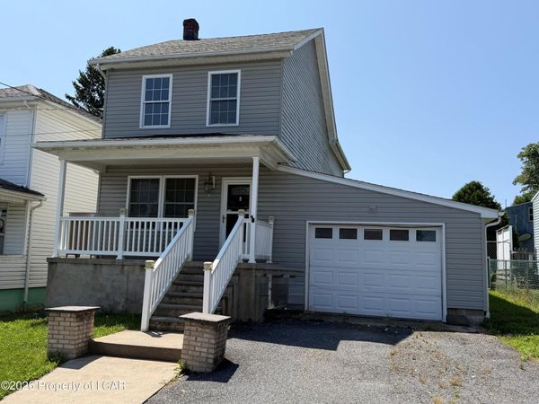 80 New Street, Beaver Meadows, PA 18216