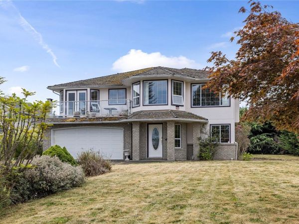876 Cavin Rd , French Creek, BC V9P 1Z9