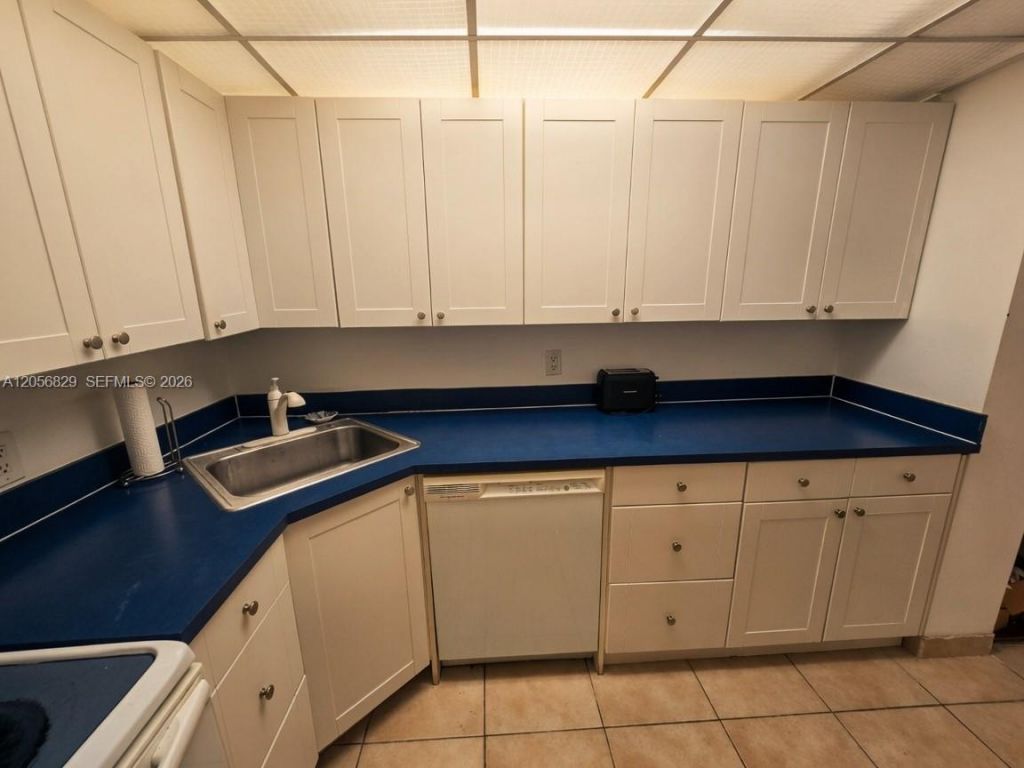 800 West Ave, Unit 722, Miami Beach, FL 33139 Photo