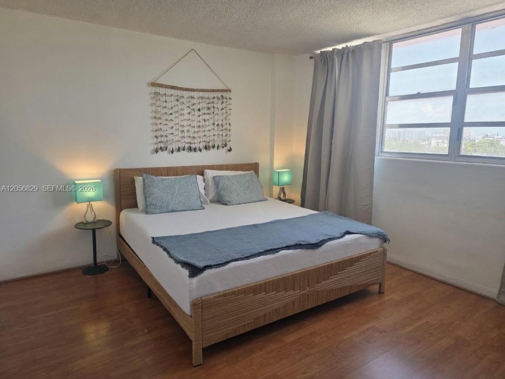 800 West Ave, Unit 722, Miami Beach, FL 33139 Photo