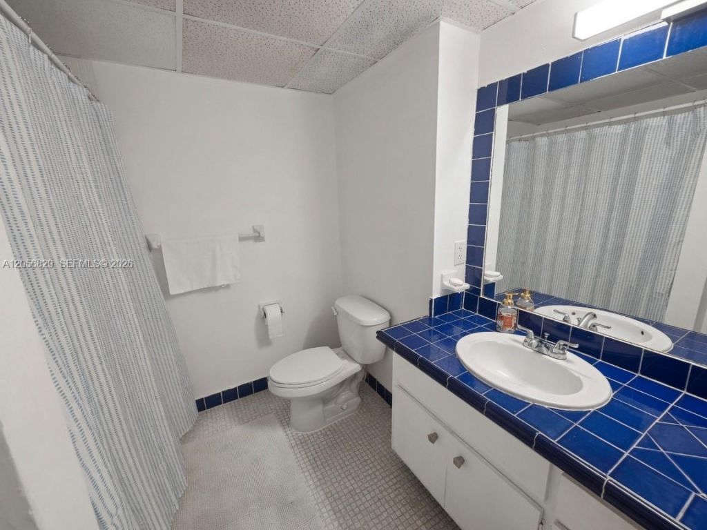 800 West Ave, Unit 722, Miami Beach, FL 33139 Photo