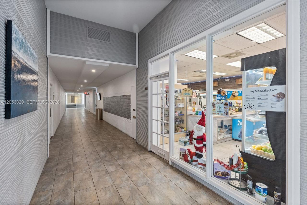 800 West Ave, Unit 722, Miami Beach, FL 33139 Photo