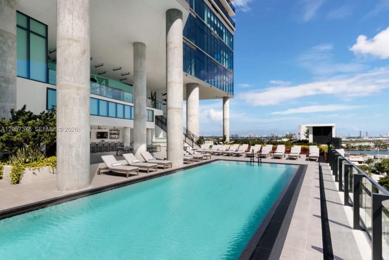 398 NE 5th St, Unit 3711, Miami, FL 33132 Photo